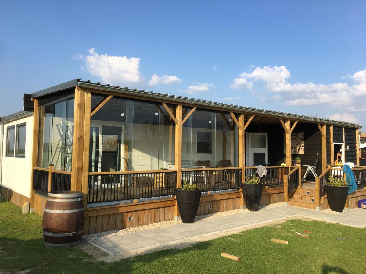 Glamping Aan De Thoolse Kust Hotell Poortvliet Exteriör bild